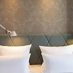 Hotel One Sendlinger Tor 3*