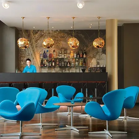 One Sendlinger Tor 3*