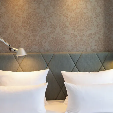 Hotel One Muenchen-sendlinger Tor 3*