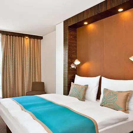 ワン ゼンドリンガー トール 3* ミュンヘン